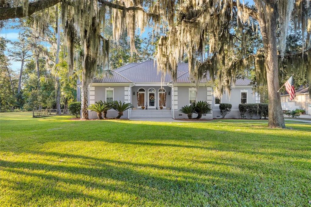 302 Oak Grove Island Drive